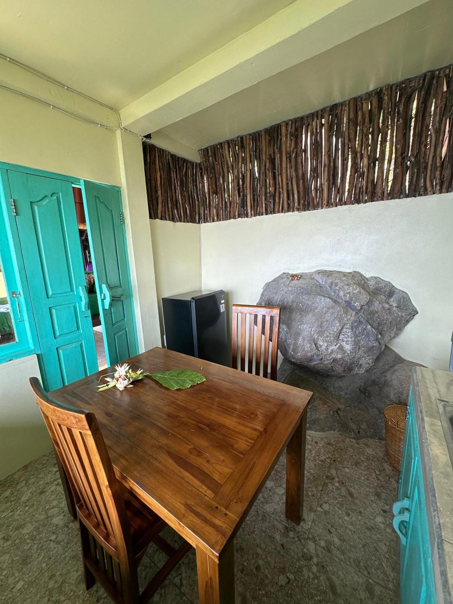 Stairway To Heaven Bungalows And Restaurant アメッド 部屋 写真